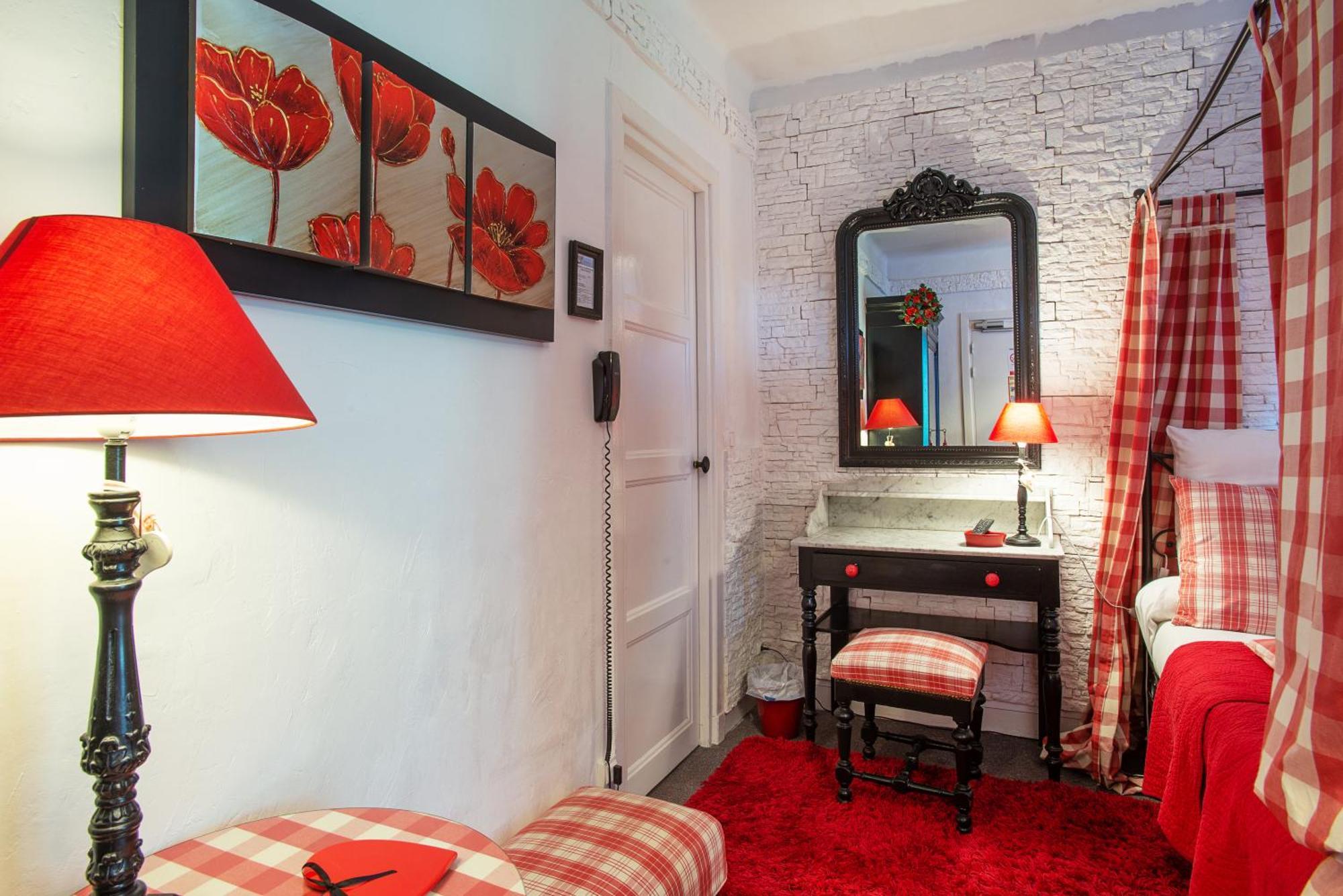 Hotel Boutique Saint-Louis Lisieux Luaran gambar