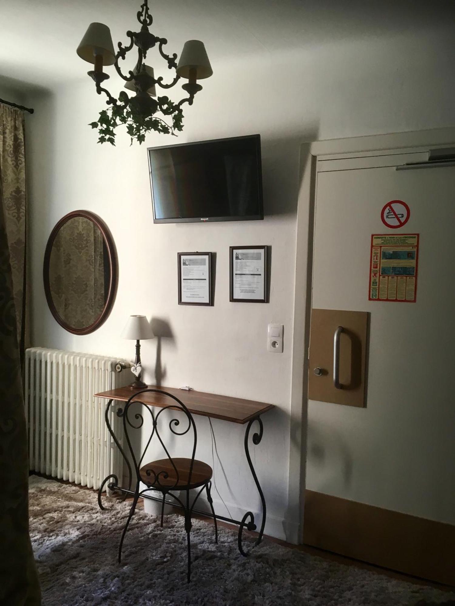 Hotel Boutique Saint-Louis Lisieux Luaran gambar