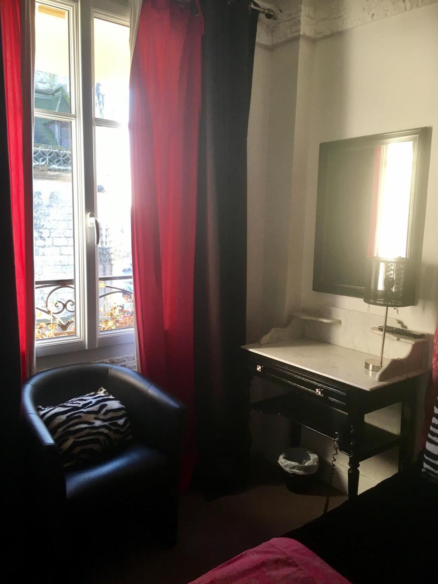 Hotel Boutique Saint-Louis Lisieux Luaran gambar